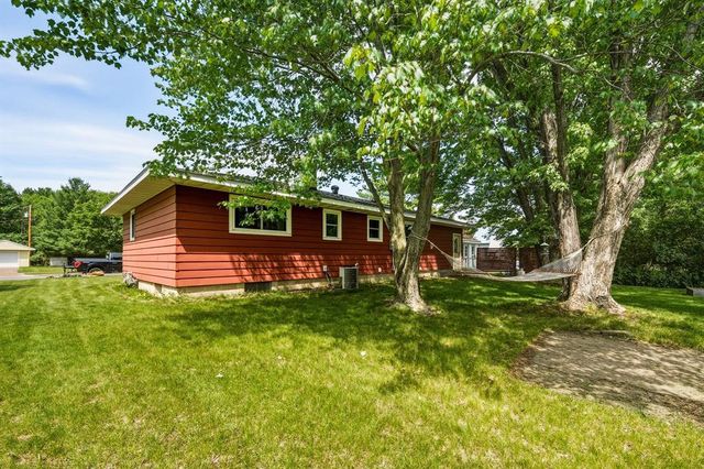 325 Selma Street, Eau Claire, WI 54703