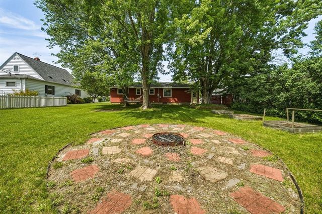 325 Selma Street, Eau Claire, WI 54703