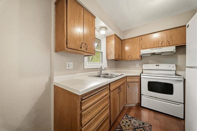 325 Selma Street, Eau Claire, WI 54703