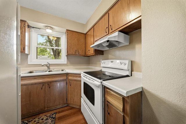 325 Selma Street, Eau Claire, WI 54703