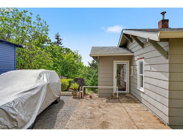 700 OAK St, Silverton, OR 97381