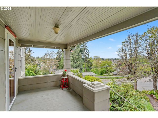 700 OAK St, Silverton, OR 97381