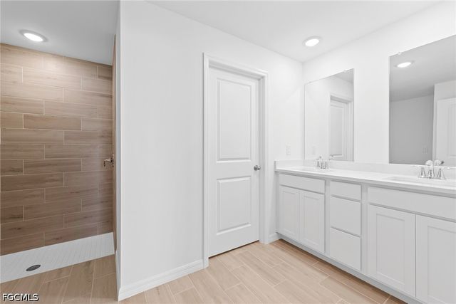 2022 NE 9th AVE, Cape Coral, FL 33909