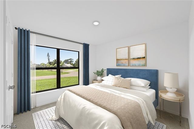 2022 NE 9th AVE, Cape Coral, FL 33909