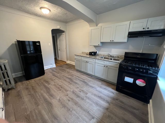 1441 W 93rd Street 2, Chicago, IL 60620