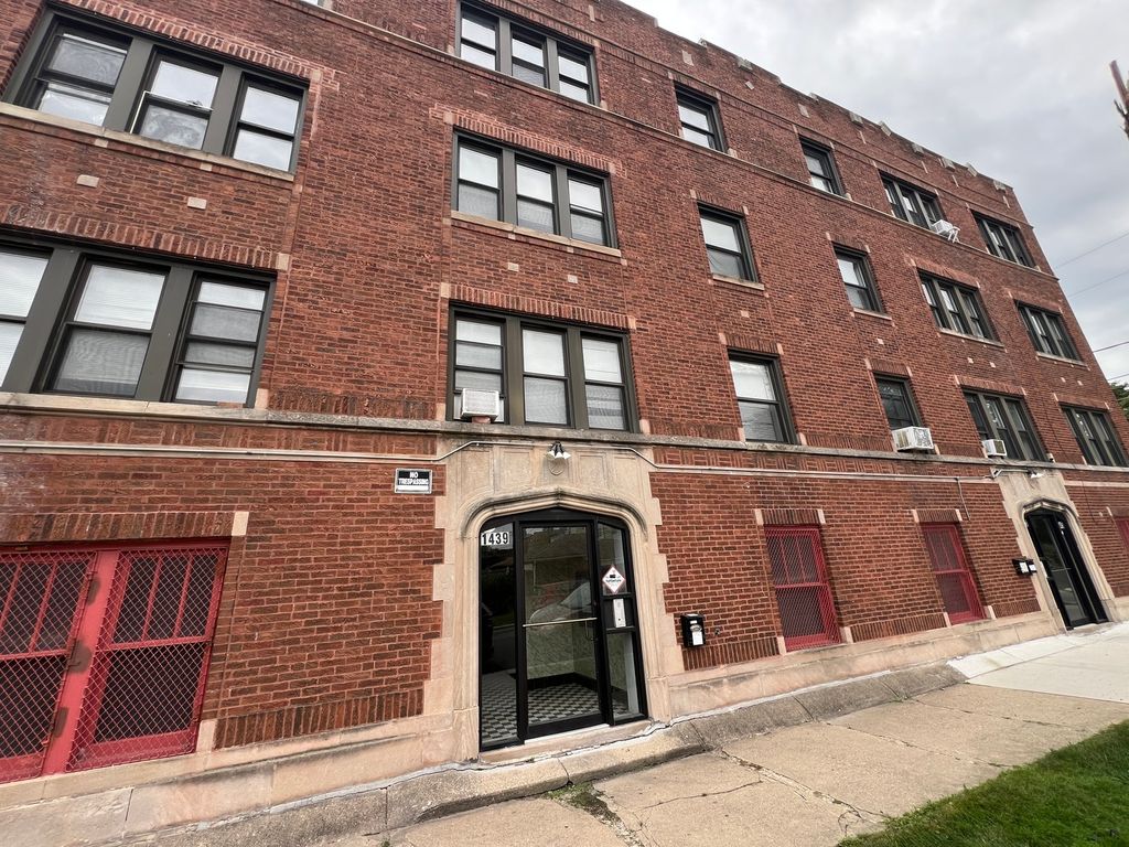 1441 W 93rd Street 2, Chicago, IL 60620