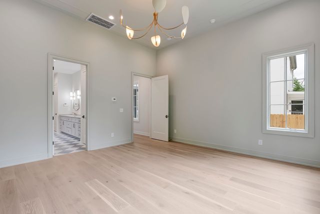 2913 Vaulx Ln, Nashville, TN 37204