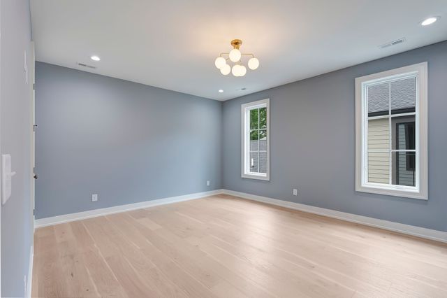 2913 Vaulx Ln, Nashville, TN 37204