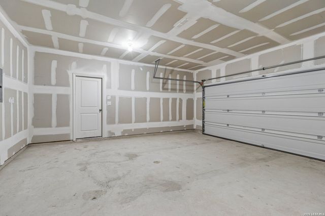 14374 Palm Rdg, San Antonio, TX 78253