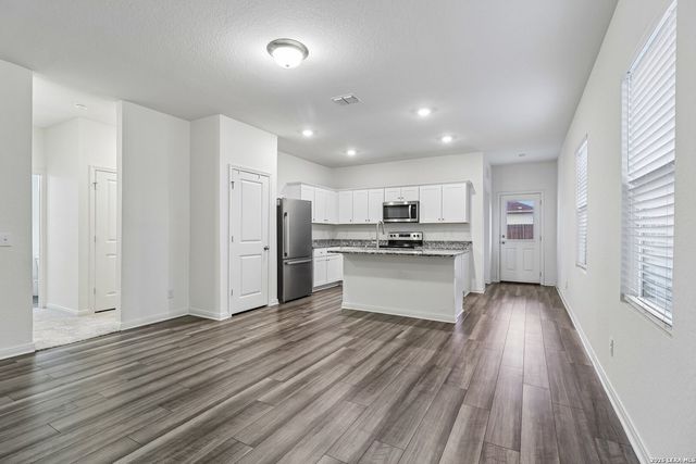 14374 Palm Rdg, San Antonio, TX 78253