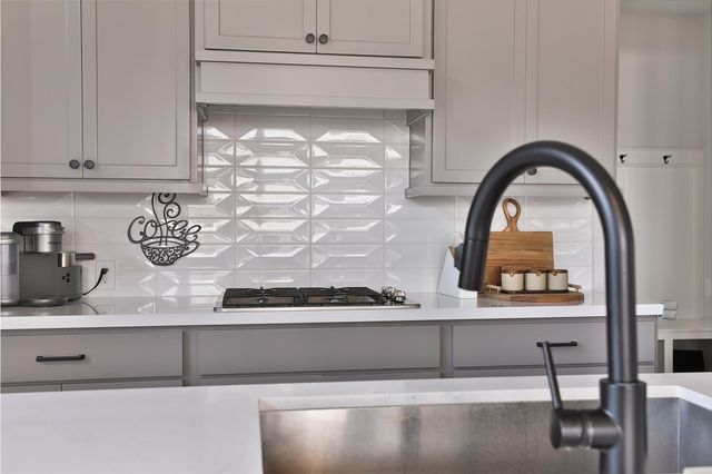 5327 Birch Shadow Drive, Fulshear, TX 77441