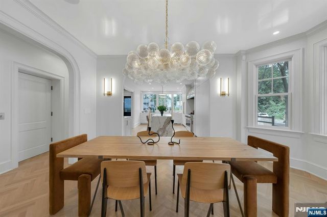 82 Watchung Avenue, Montclair, NJ 07043