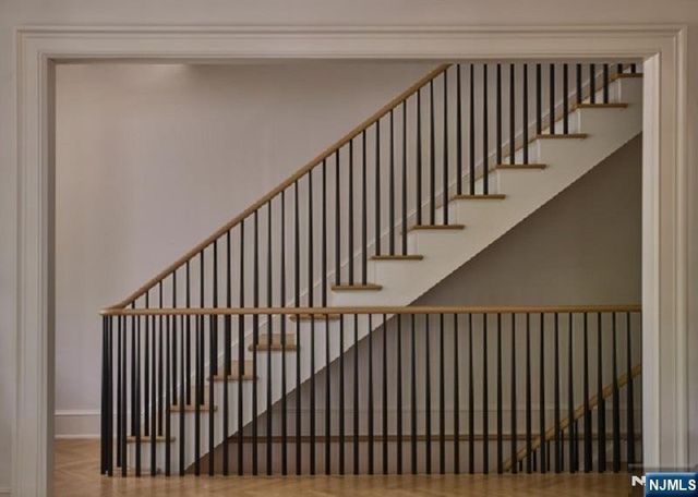 82 Watchung Avenue, Montclair, NJ 07043