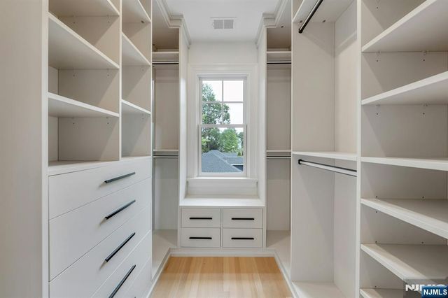 82 Watchung Avenue, Montclair, NJ 07043