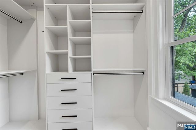 82 Watchung Avenue, Montclair, NJ 07043