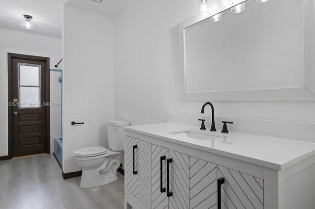 18490 SW 83rd Ave, Cutler Bay, FL 33157