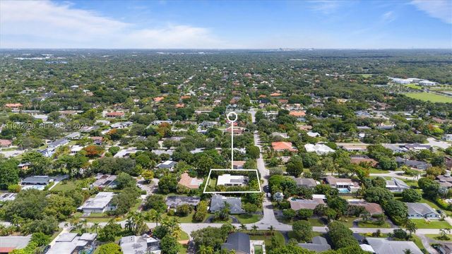 18490 SW 83rd Ave, Cutler Bay, FL 33157