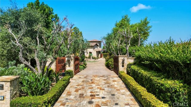 35 Salt Bush, Irvine, CA 92603