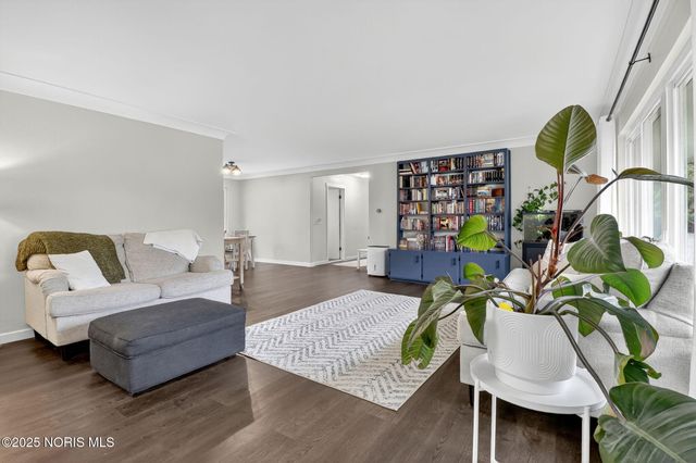 3607 Roberta Drive, Toledo, OH 43614