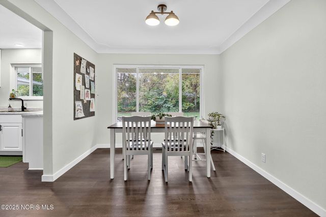 3607 Roberta Drive, Toledo, OH 43614