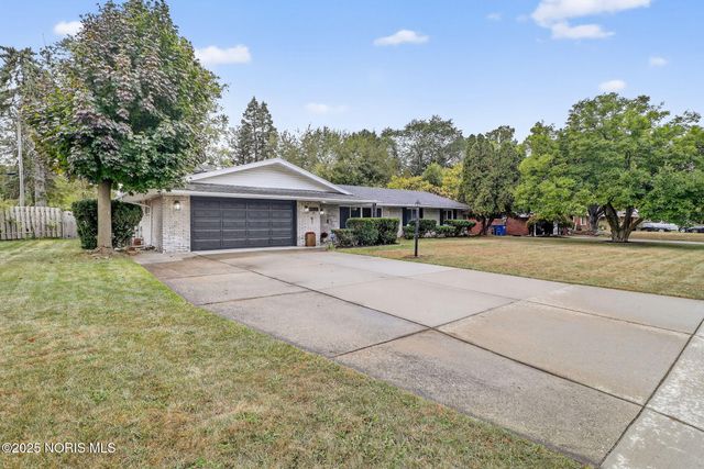 3607 Roberta Drive, Toledo, OH 43614