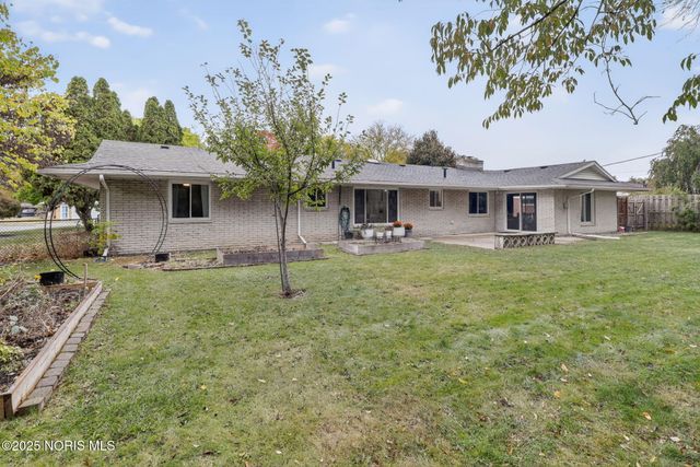 3607 Roberta Drive, Toledo, OH 43614