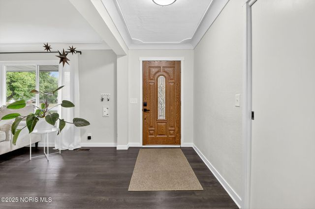 3607 Roberta Drive, Toledo, OH 43614