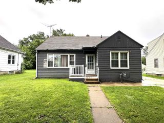 848 Kern Street, Waterloo, IA 50703