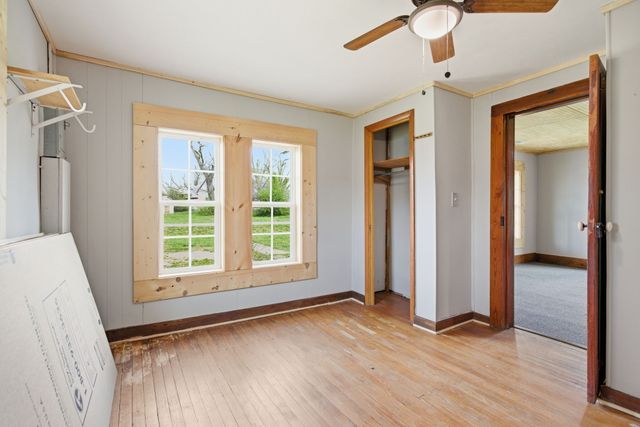 310 Smith Ave, Hohenwald, TN 38462
