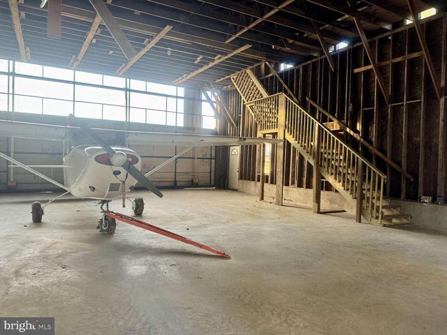 905 CRYSTAL ROCK RD, Lusby, MD 20657