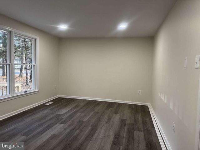 905 CRYSTAL ROCK RD, Lusby, MD 20657