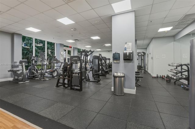 2030 S Ocean Dr 1810, Hallandale Beach, FL 33009