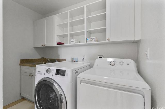 92-1089 Palahia Street J, Kapolei, HI 96707