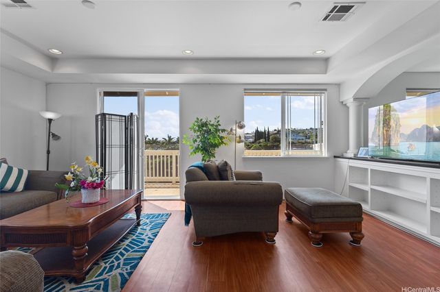 92-1089 Palahia Street J, Kapolei, HI 96707