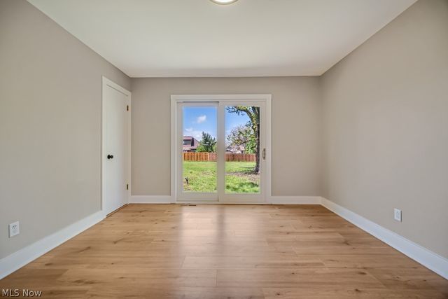 8454 Royalhaven Drive, North Royalton, OH 44133