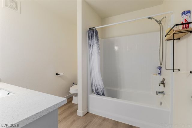 2122 Sleepy Court 2122, Las Vegas, NV 89106