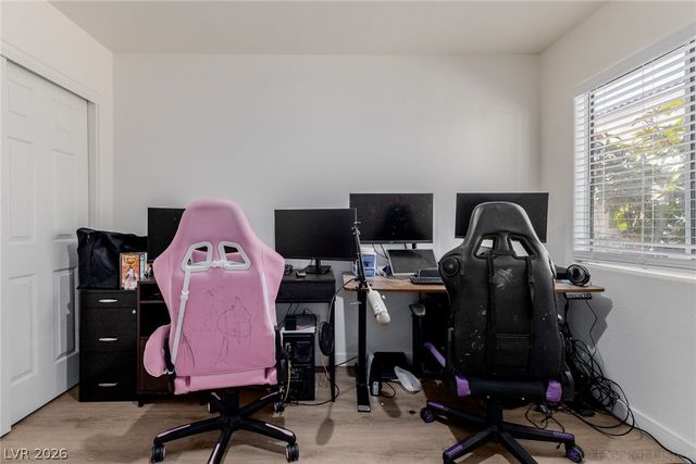 2122 Sleepy Court 2122, Las Vegas, NV 89106