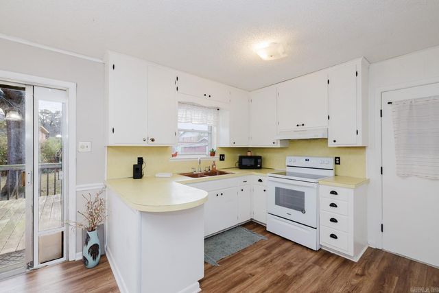 3900 Emerson Drive, North Little Rock, AR 72118