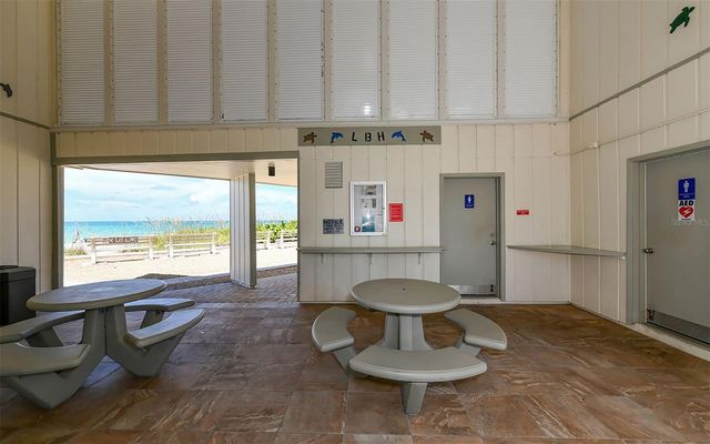 4360 CHATHAM DRIVE 305, Longboat Key, FL 34228