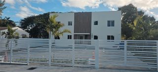 166 NE 70th St 1-2-3-4, Miami, FL 33138