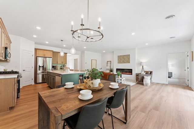 17725 Everest Avenue, Lakeville, MN 55044