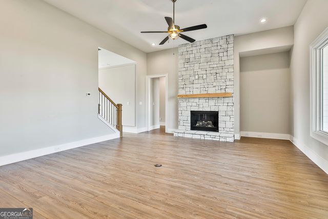 444 Seabiscuit Walk 55, Peachtree City, GA 30269