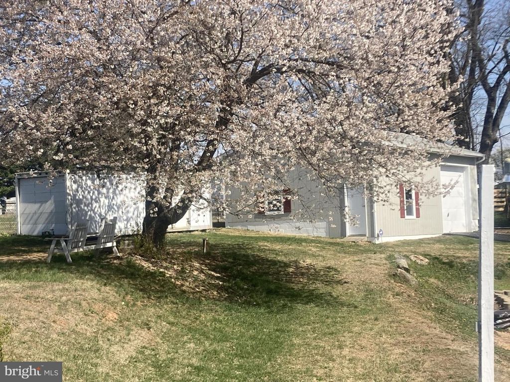 Image 3 of property listing at 3624 KEMPTOWN CHURCH RD, Monrovia, MD 21770