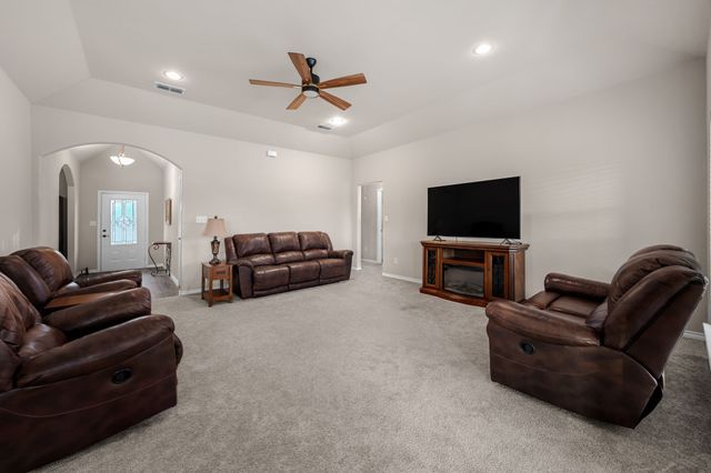 2801 County Road 1600, Alba, TX 75410