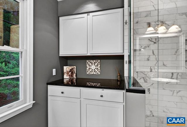 1300 WEST LEIGH DR, Charlottesville, VA 22901