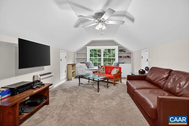 1300 WEST LEIGH DR, Charlottesville, VA 22901