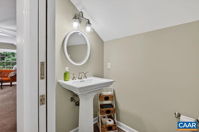 1300 WEST LEIGH DR, Charlottesville, VA 22901