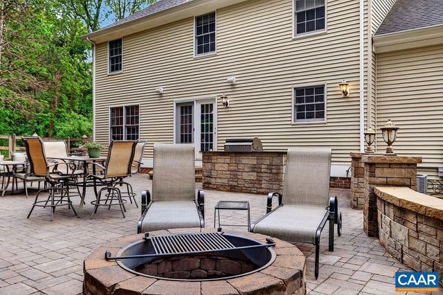 1300 WEST LEIGH DR, Charlottesville, VA 22901