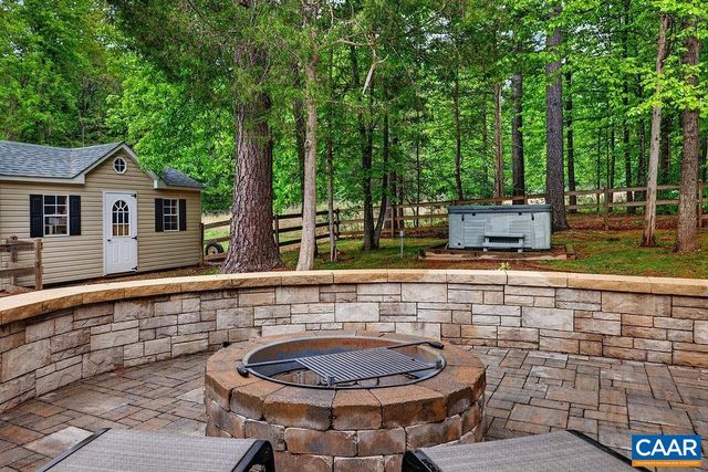 1300 WEST LEIGH DR, Charlottesville, VA 22901