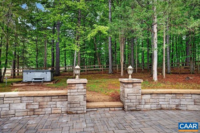 1300 WEST LEIGH DR, Charlottesville, VA 22901